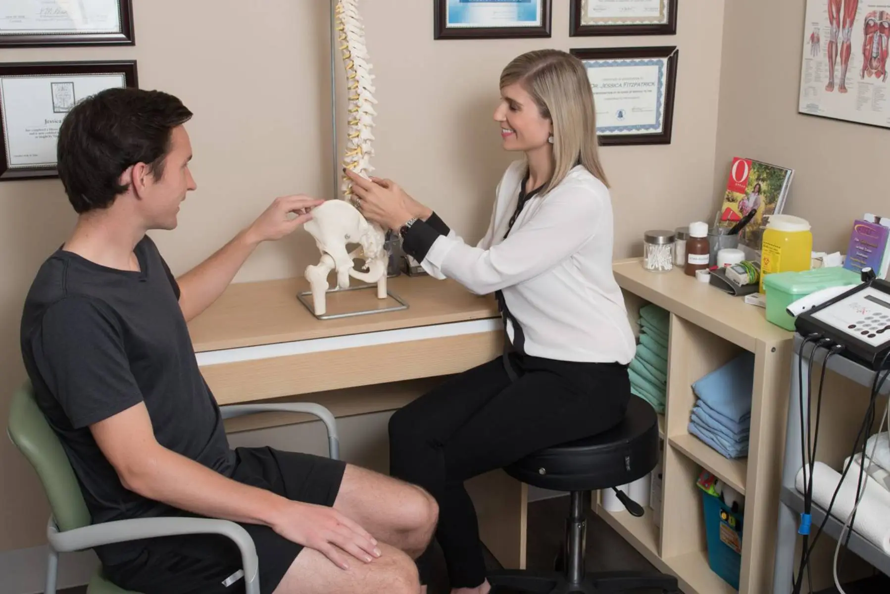 Chiropractic Explaining About Treatment